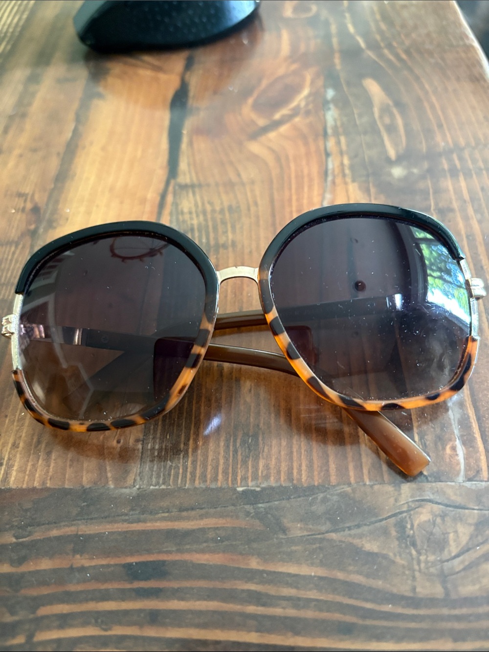 Women's Jessica Simpson Tortoiseshell Oversized Sunglasses - Brown Lenses
